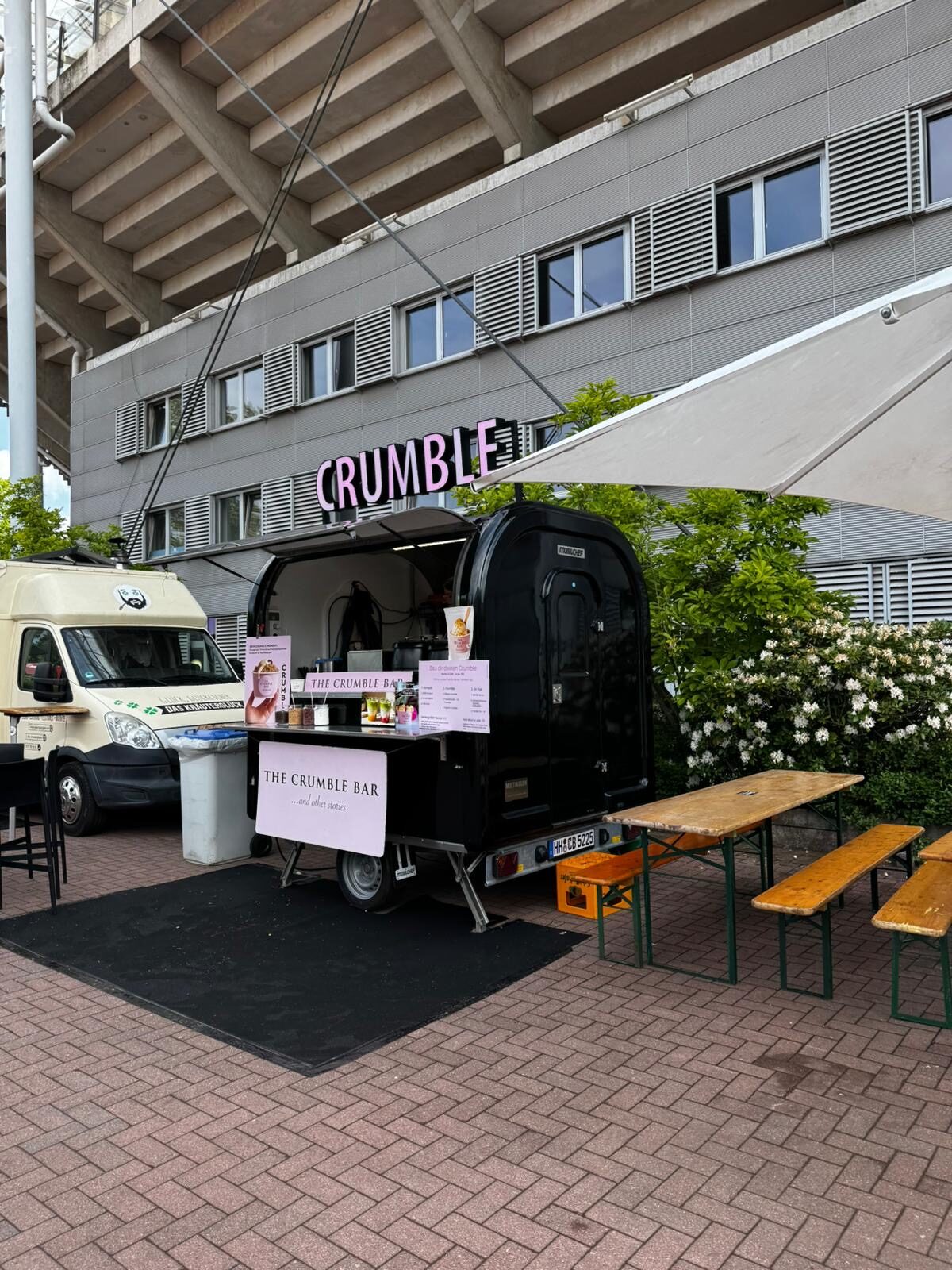 Crumble Bar Catering im Einsatz auf einem Event in Hamburg