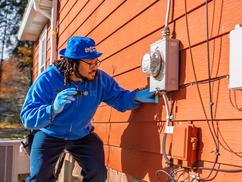 inspecting an akron home for pests