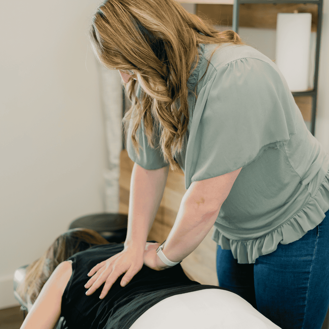 Rise Chiropractic and Nutrition _ Dublin Ohio Chiropractor _ Dr. Courtney Kincer Adjustment