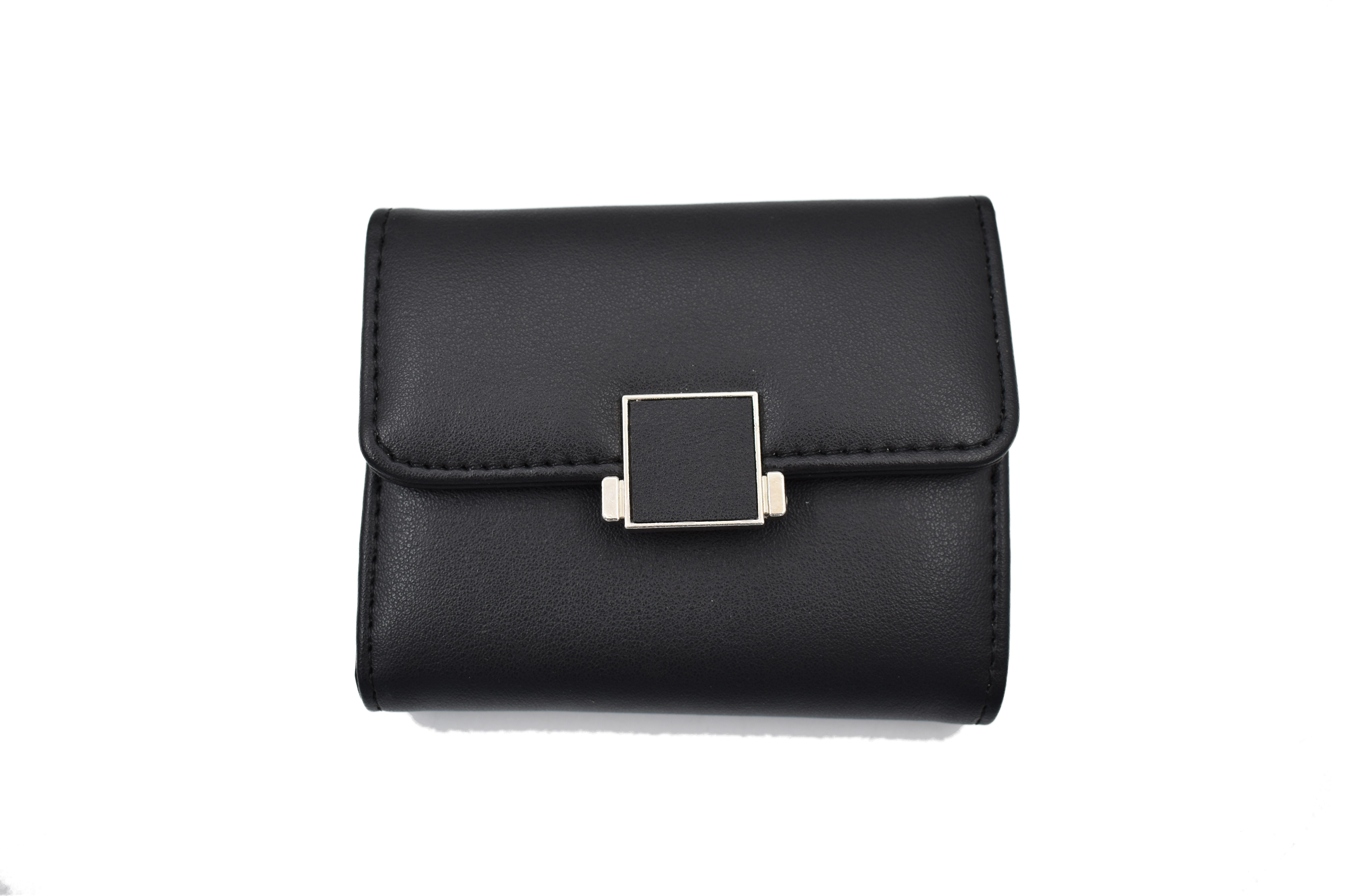 Tarjetero para mujer, diferentes diseños y colores.