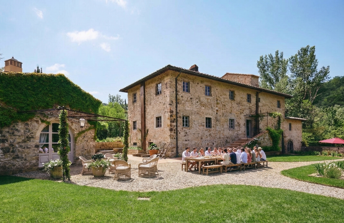 A group lunch in Tuscany