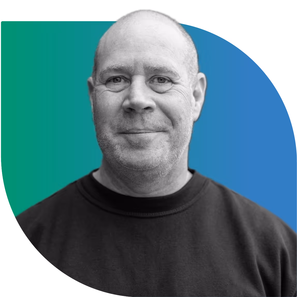 Head shot of Andy Elrod