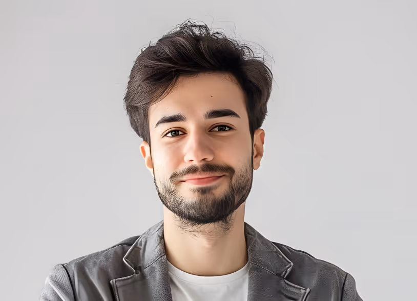 Testimonial Right Image