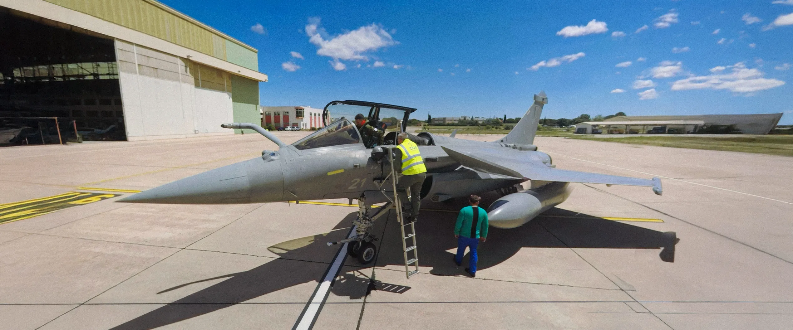 DGA avion plan large