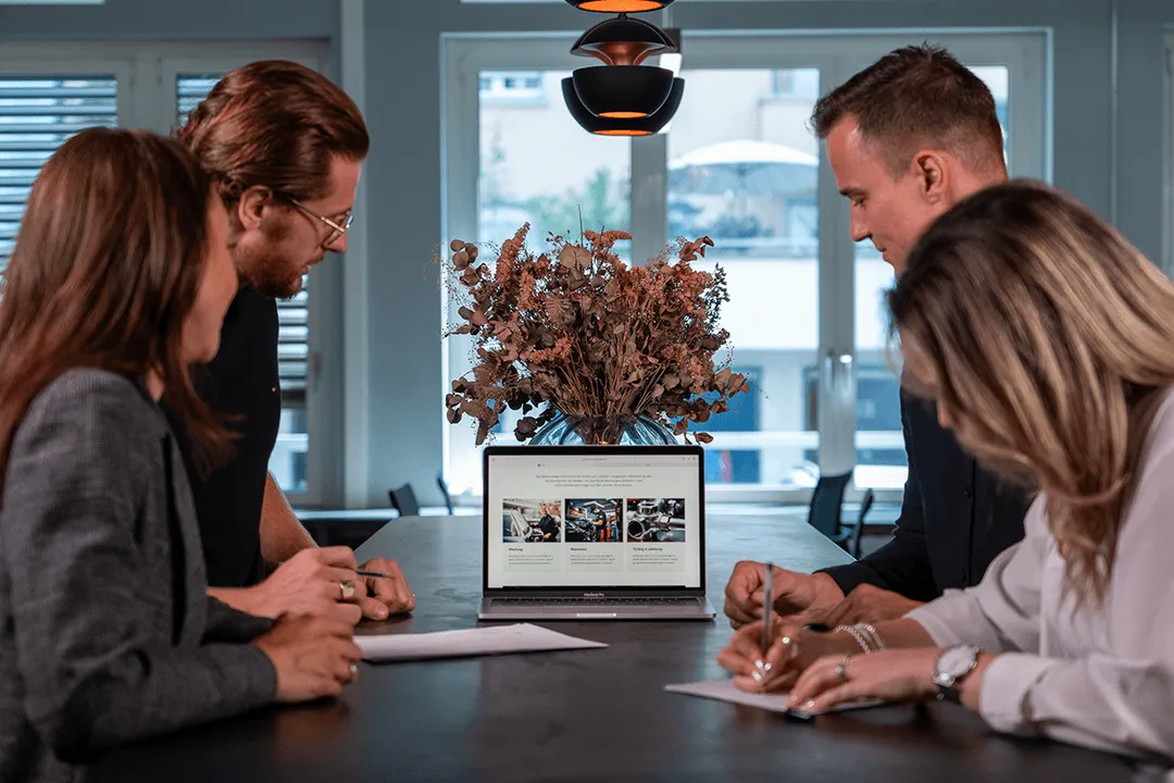 Zusammenarbeit bei Bloom Rocket