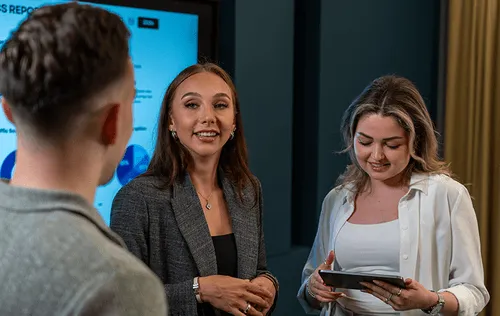 Brainstorming-Sitzung bei Bloom Rocket