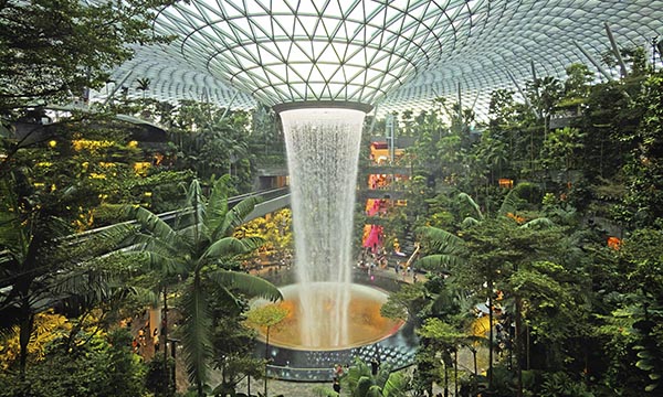 Краткий обзор Протокола SIAC RIA и его влияния на разрешение споров в сфере банкротства и реструктуризации в международном контексте.