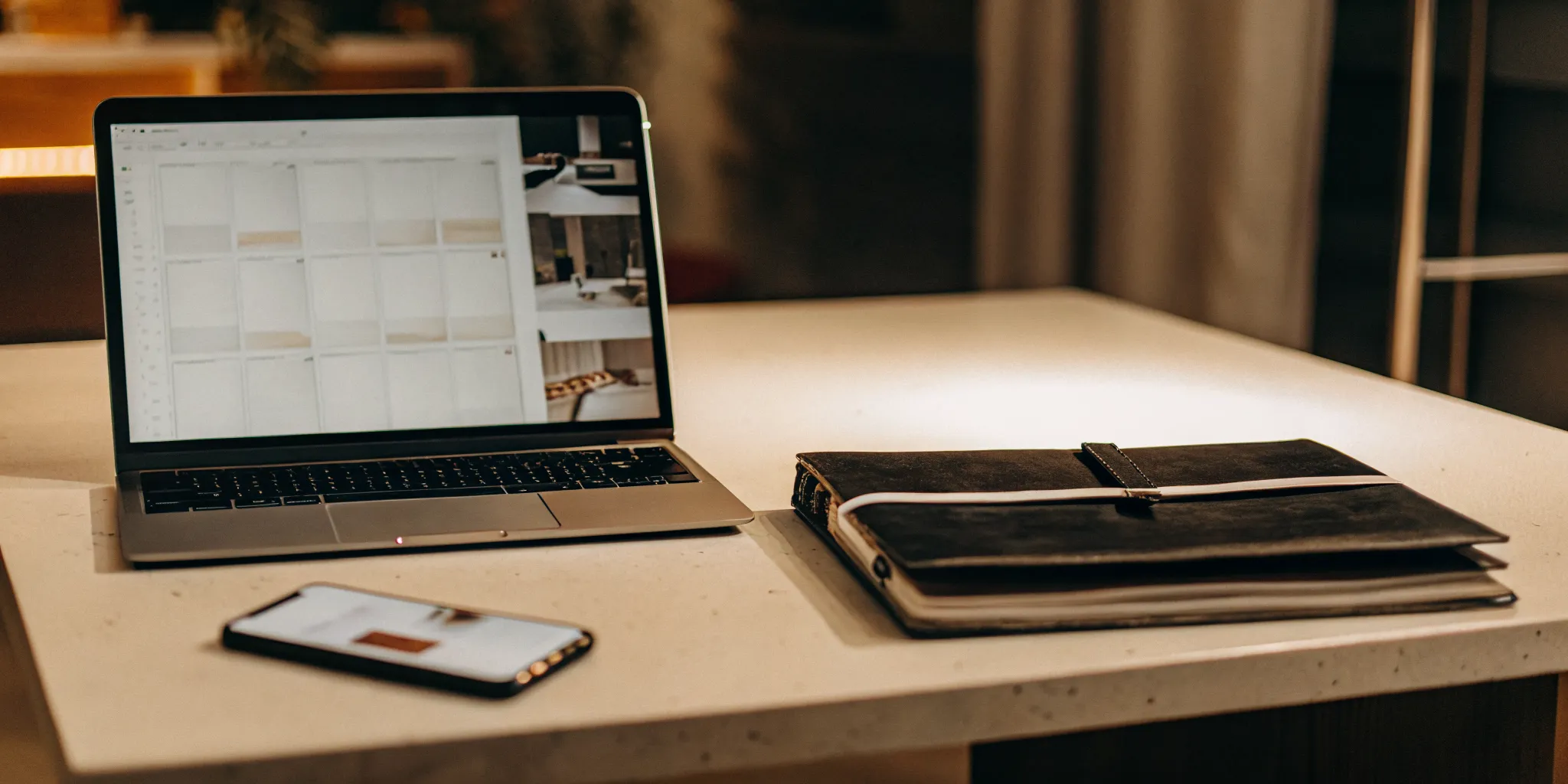 A person using a laptop to learn how to avoid multiple rental application fees.