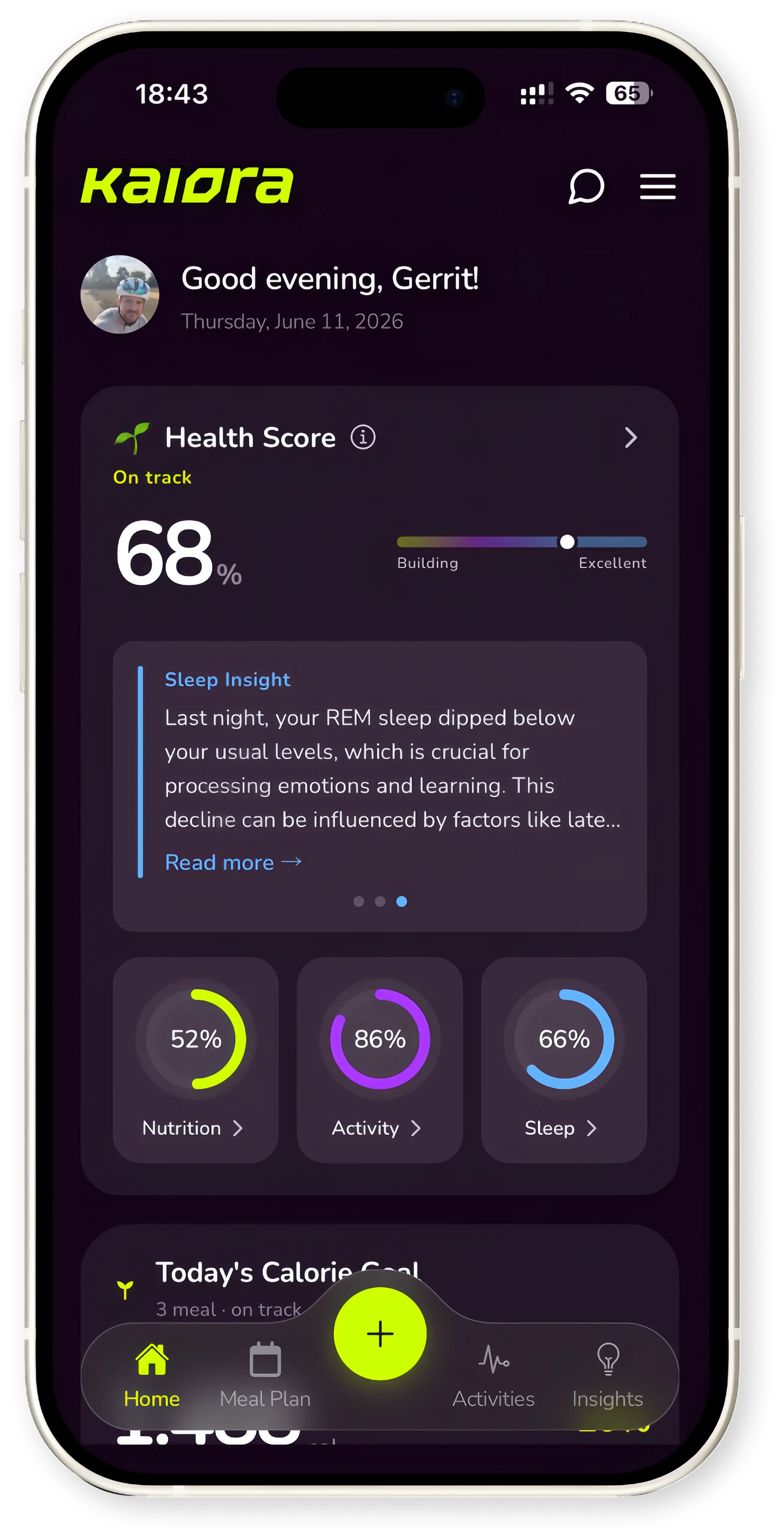 Mobile app screen showing health score 60%, activity insight, and nutrition, activity, sleep stats.
