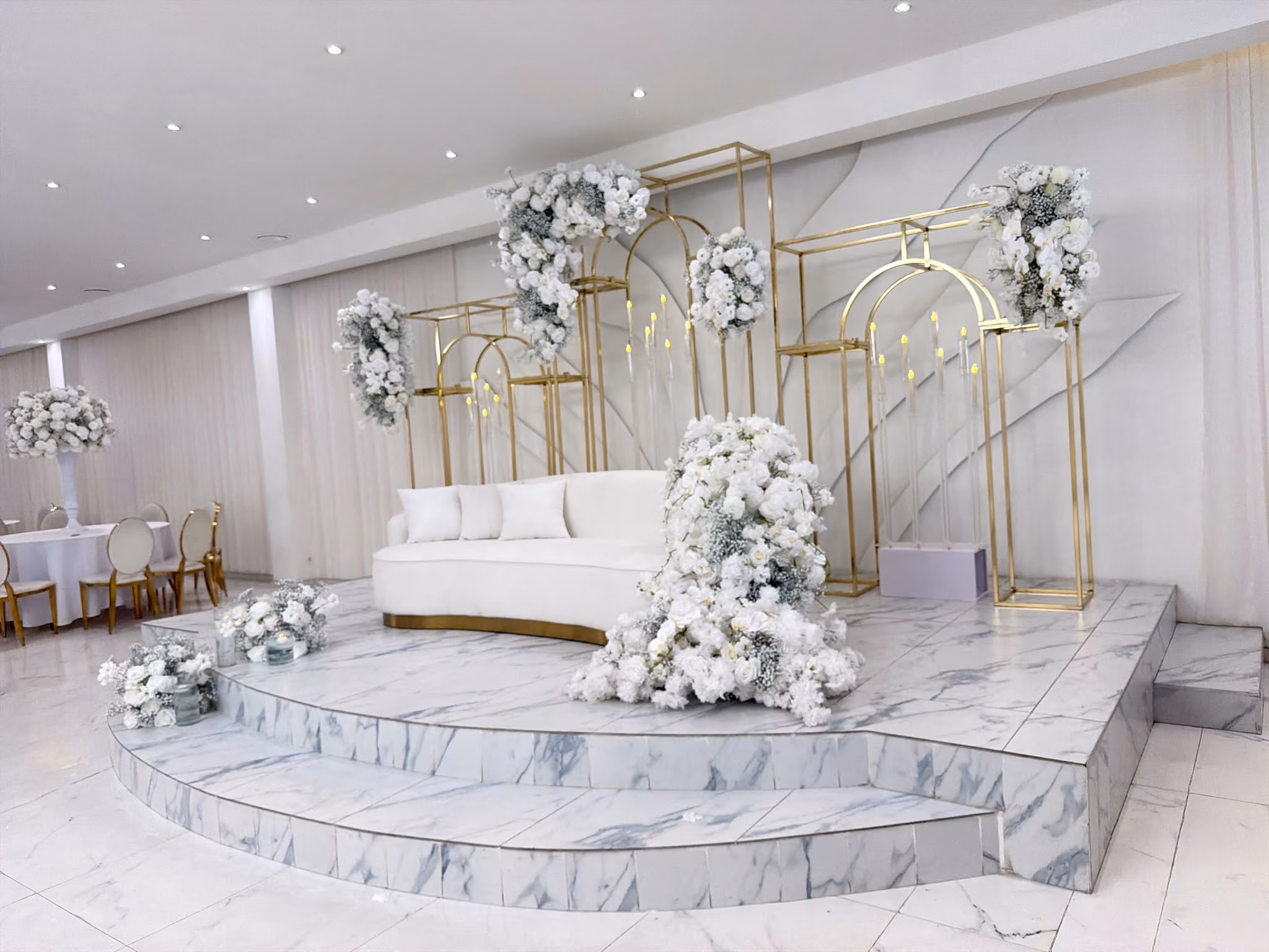 Elegante bruiloft in de feestzaal van Meet & Much More
