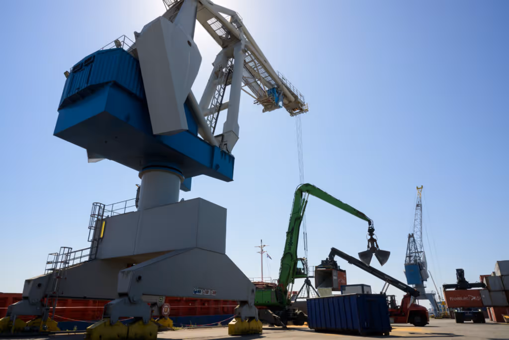 Port equipment: where electrification can help