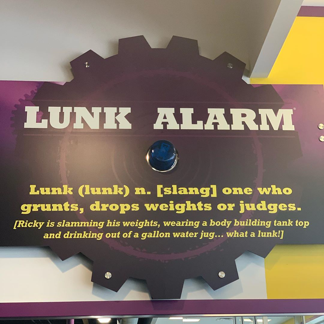 Lunk: (slang) one who grunts, drops weights or judges.