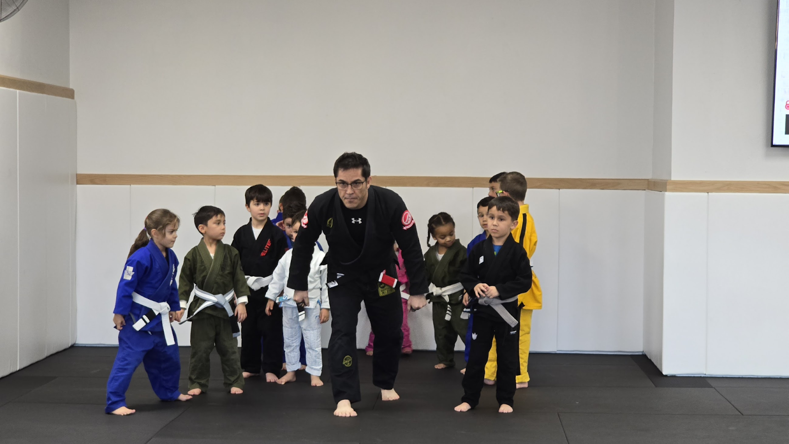 adayama kids class