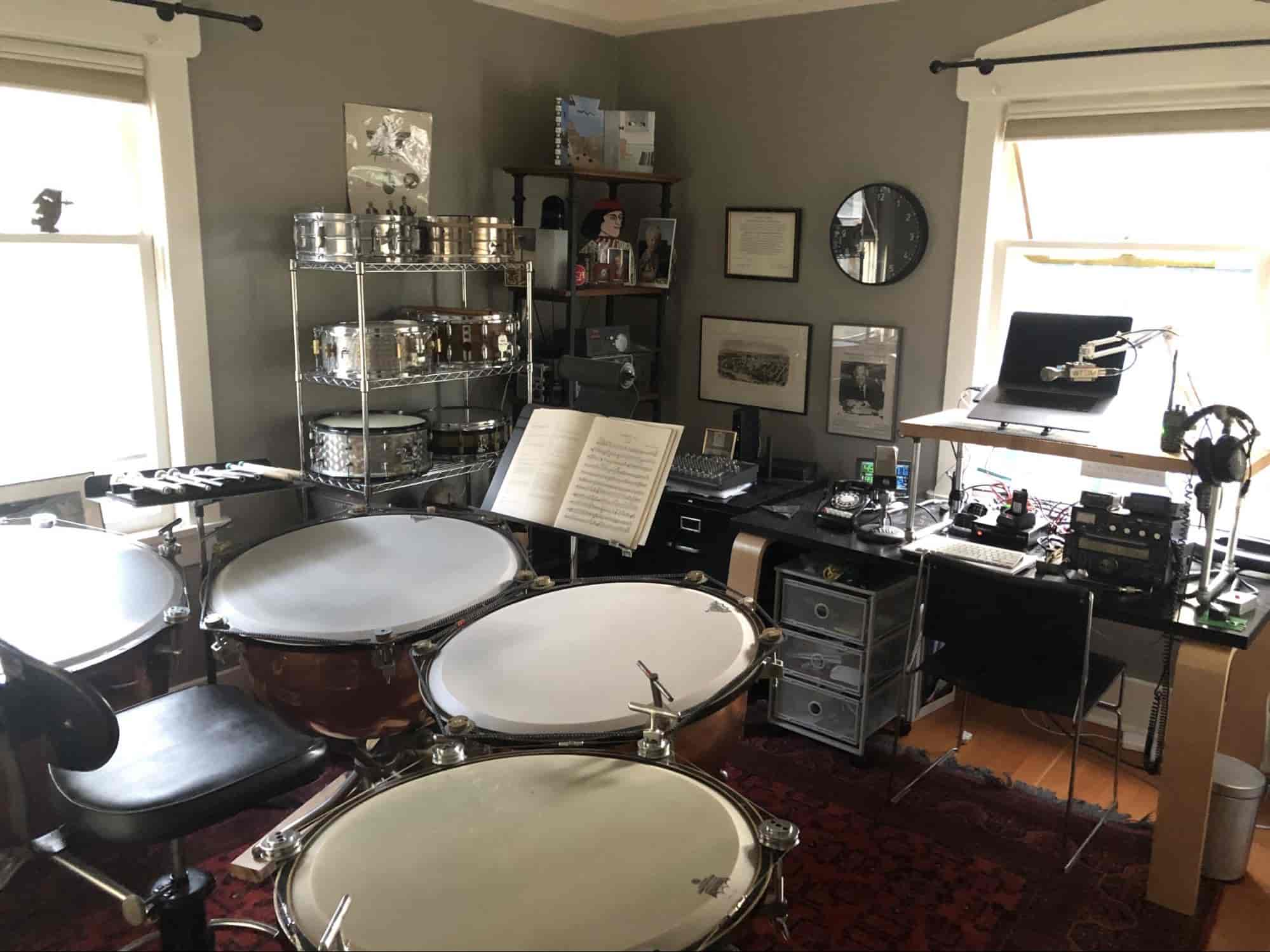 The 7 stages of intrusion. With 1 being at the top and 7 being at the bottom of the image.