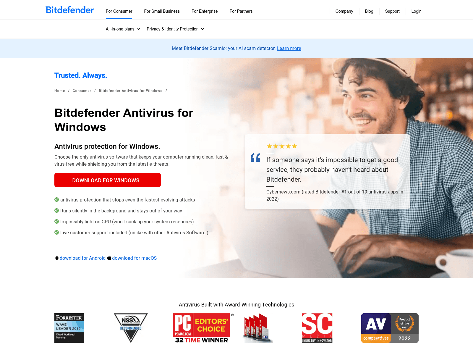 Bitdefender Antivirus for Windows download page highlighting features, customer reviews, and security awards.