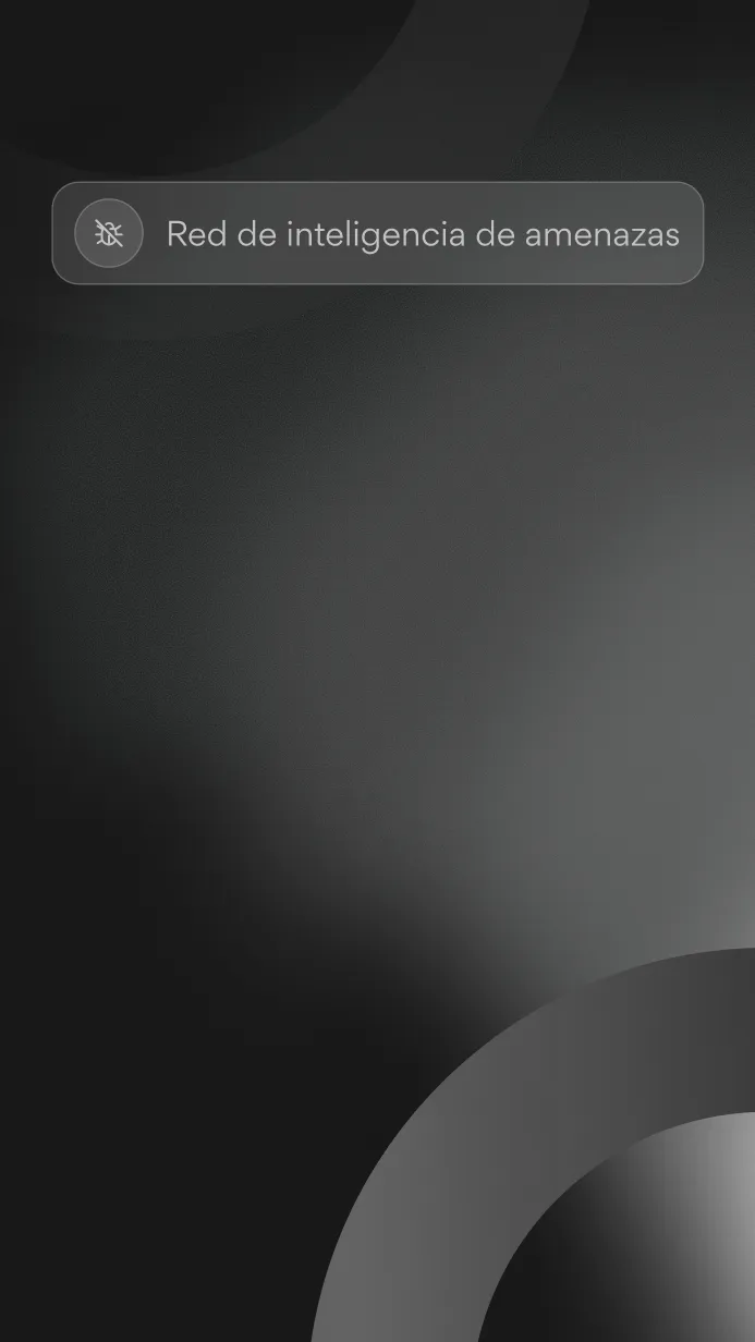 Gray notification bar on dark gradient background with a muted speaker icon and Spanish text reading 'Red de inteligencia de amenazas'.