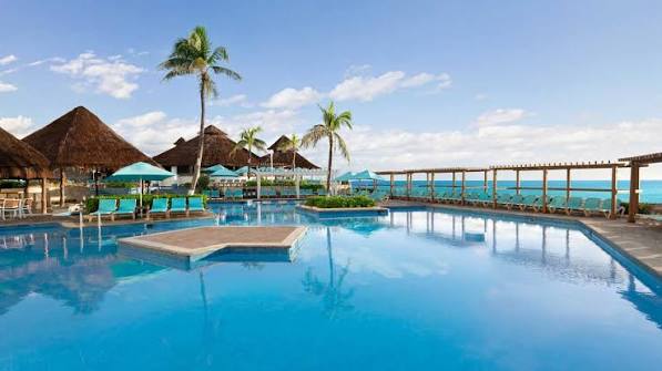 Royal Solaris Cancun resort