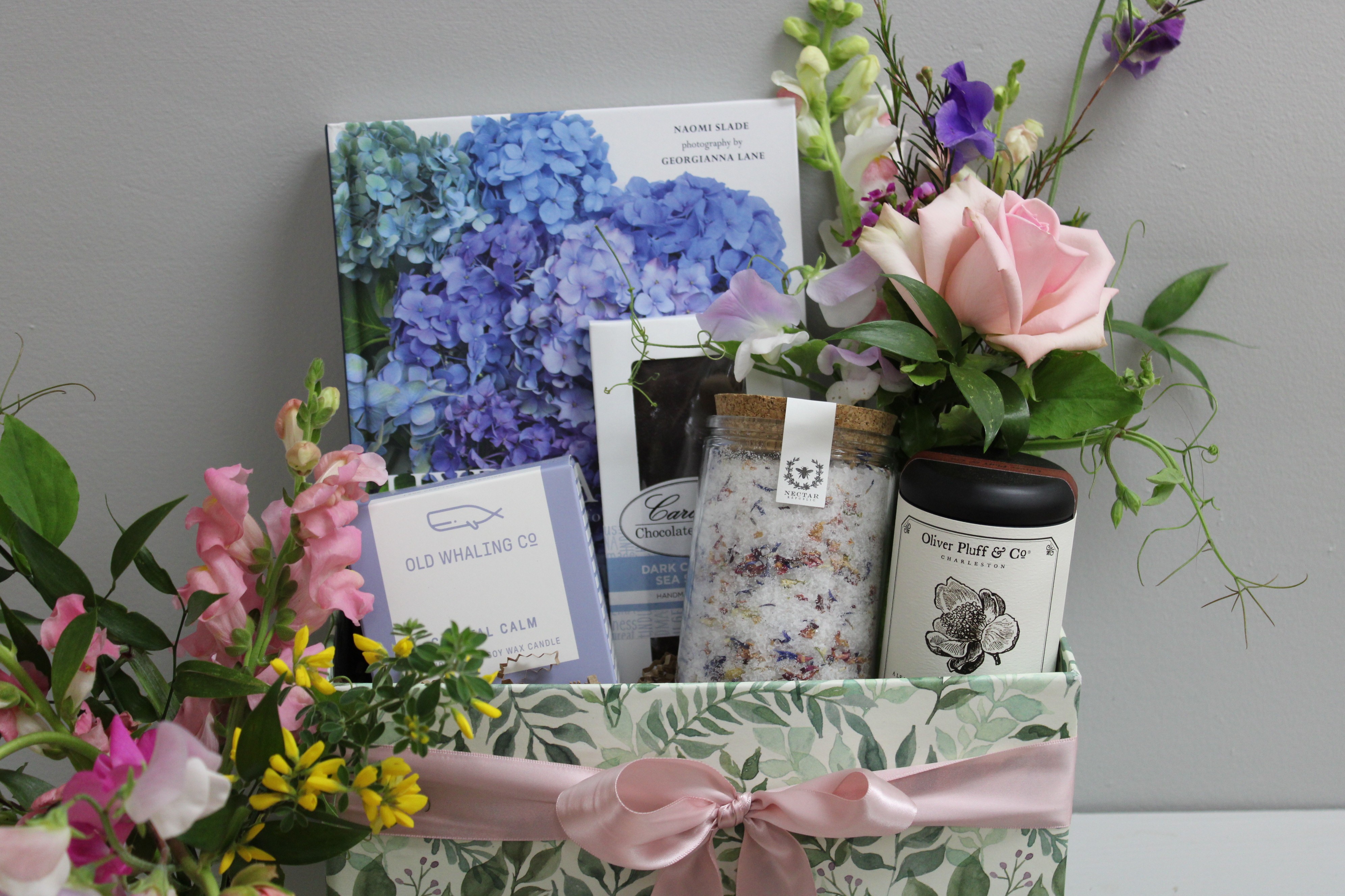 Celebrate the Season: Graduation Flowers & Summer Gifts from Your Local Flower Shop in Charleston & Mount Pleasant