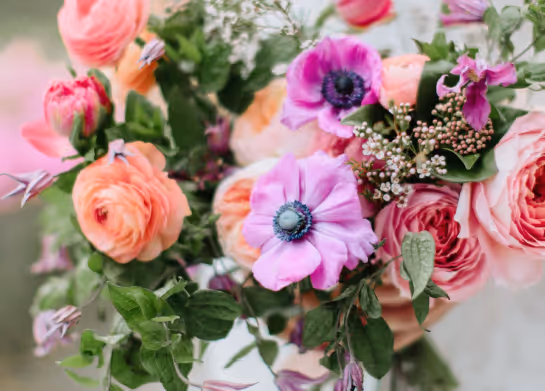 Designer’s Choice Fresh Flower Arrangement (64.00 - 174.00)