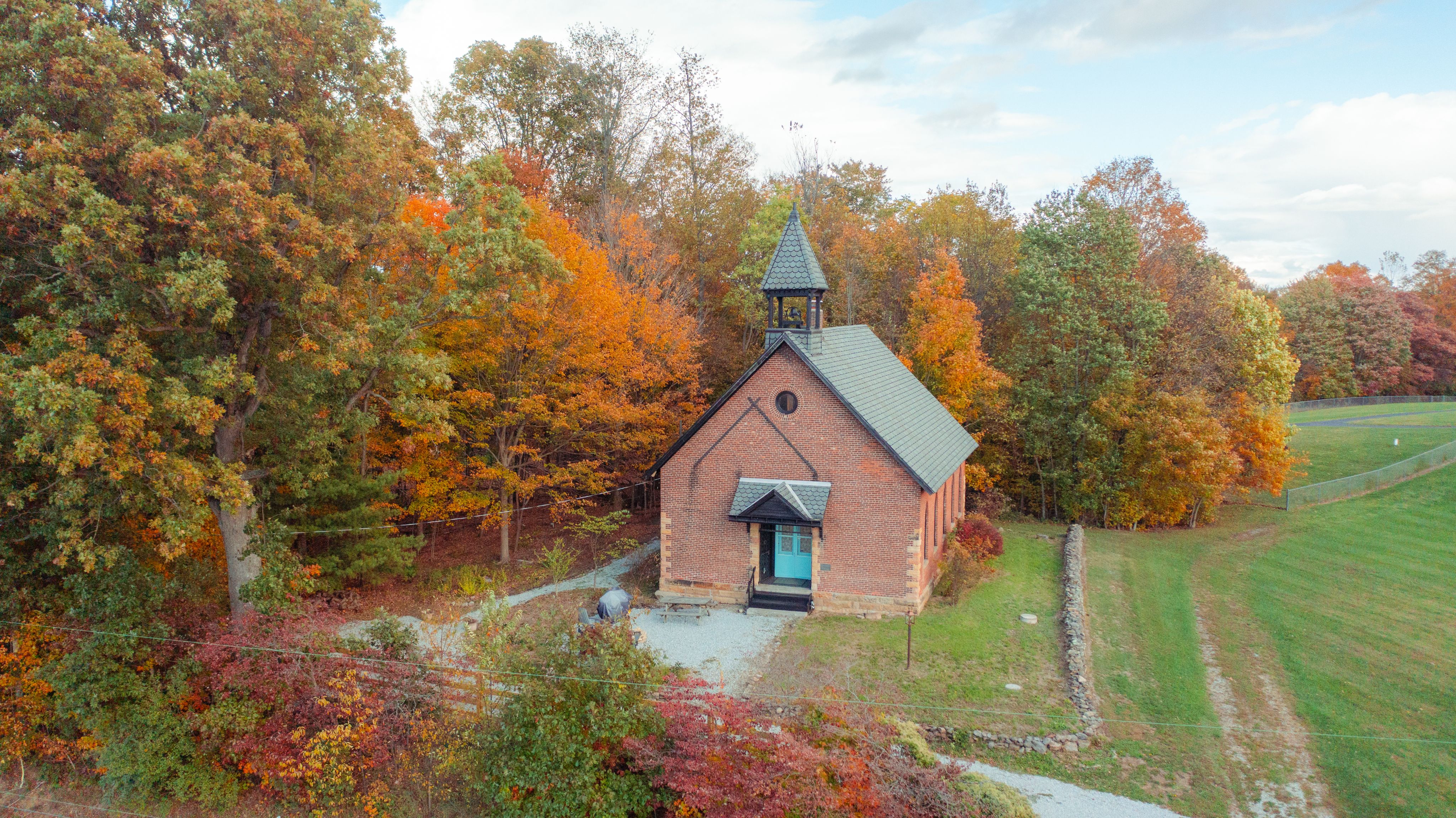 image of schoolhouse from above