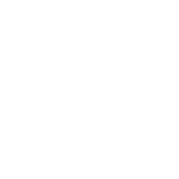 Maalausrulla kulmassa olevalla seinällä.