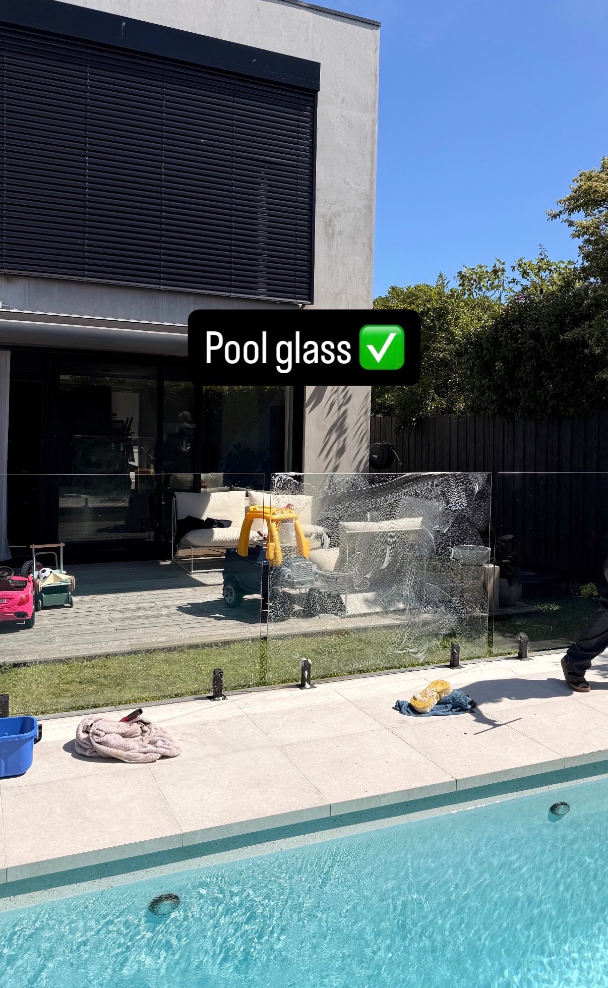 <subject>[background image] image of a business district (for a web development agency)</subject>