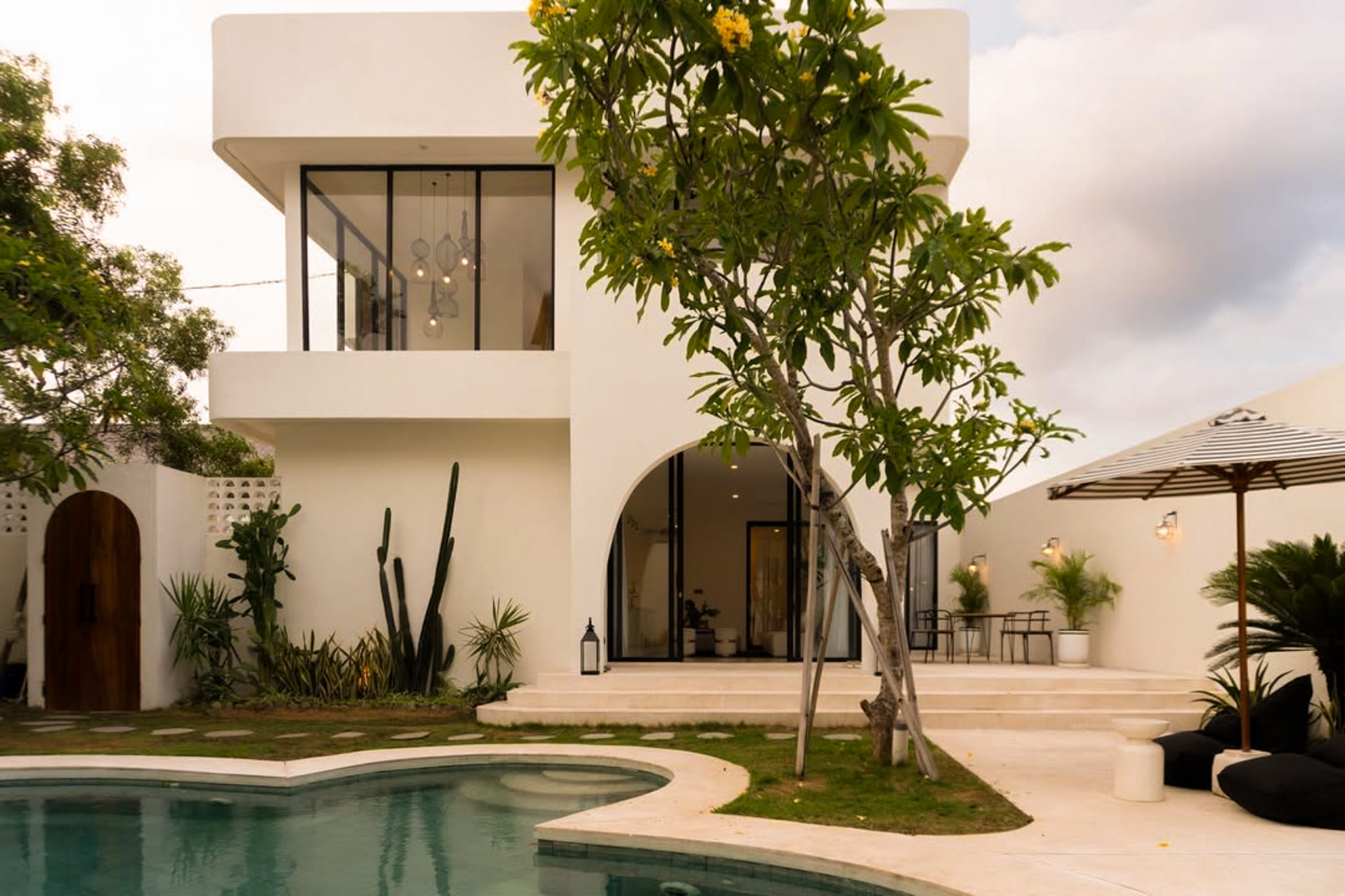 Scandinavian Pererenan 4 Bedroom Villa