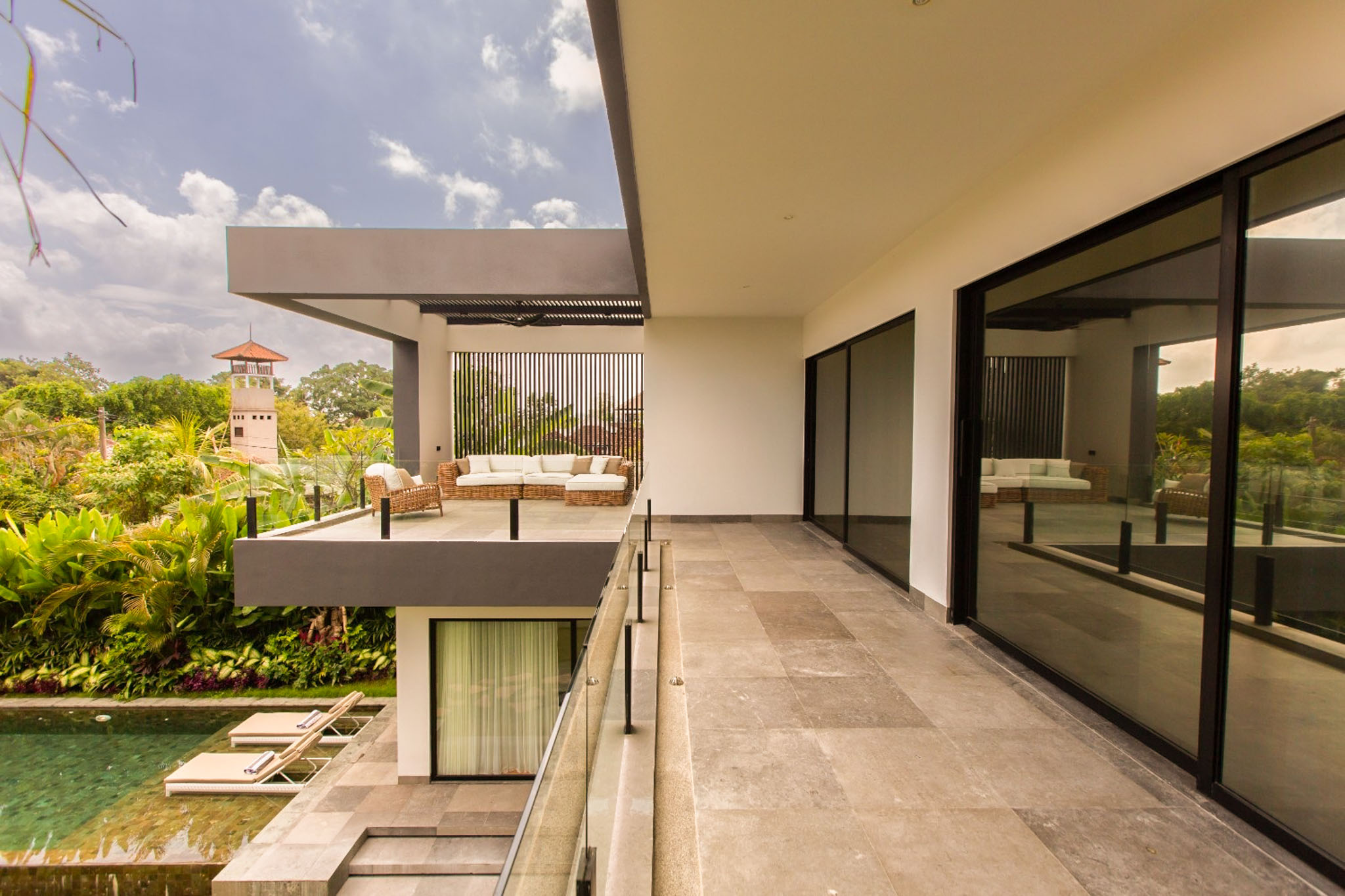 Modern Tropical Pererenan 4 Bedroom Villa