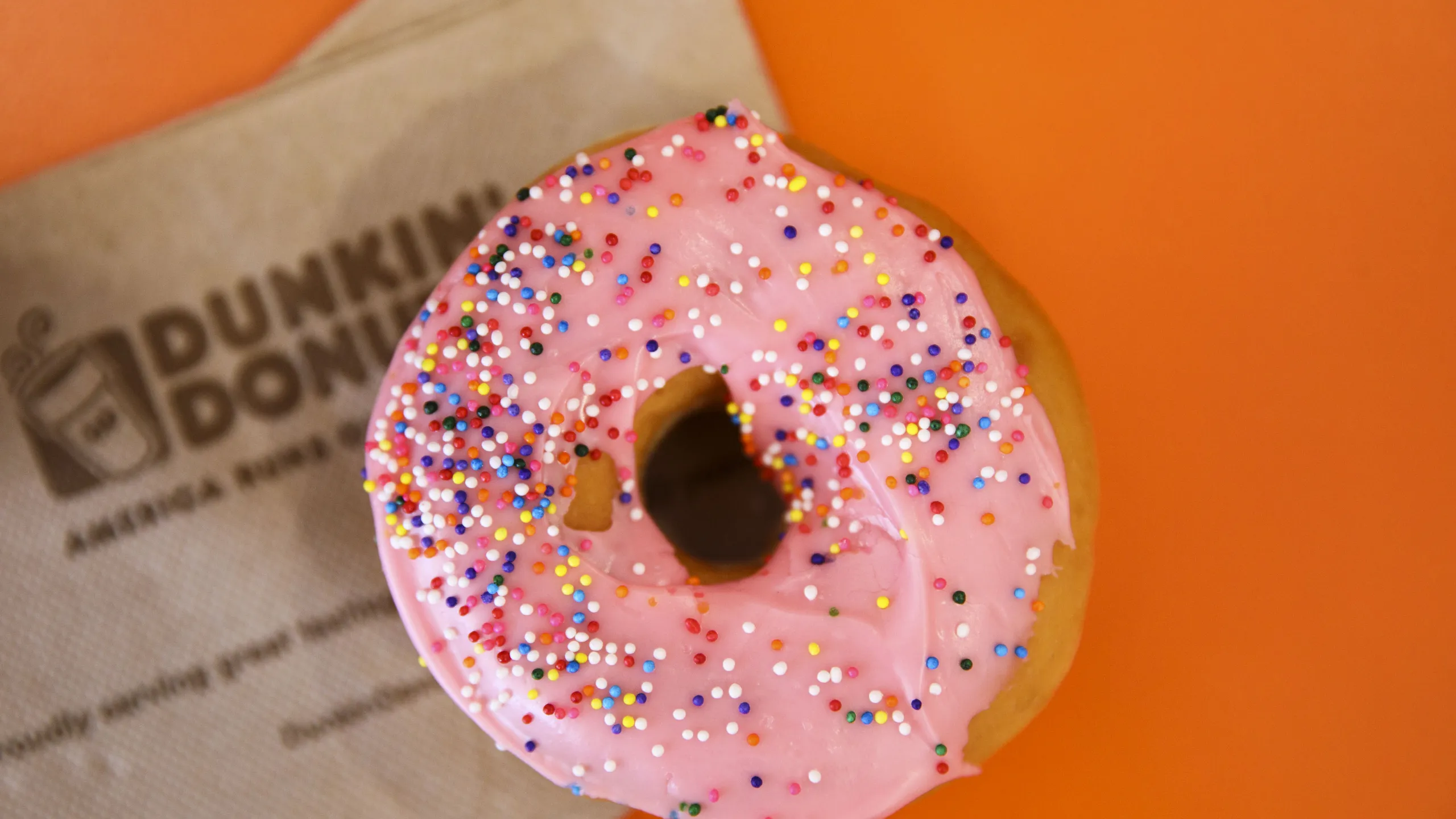 dunkin donut doughnut
