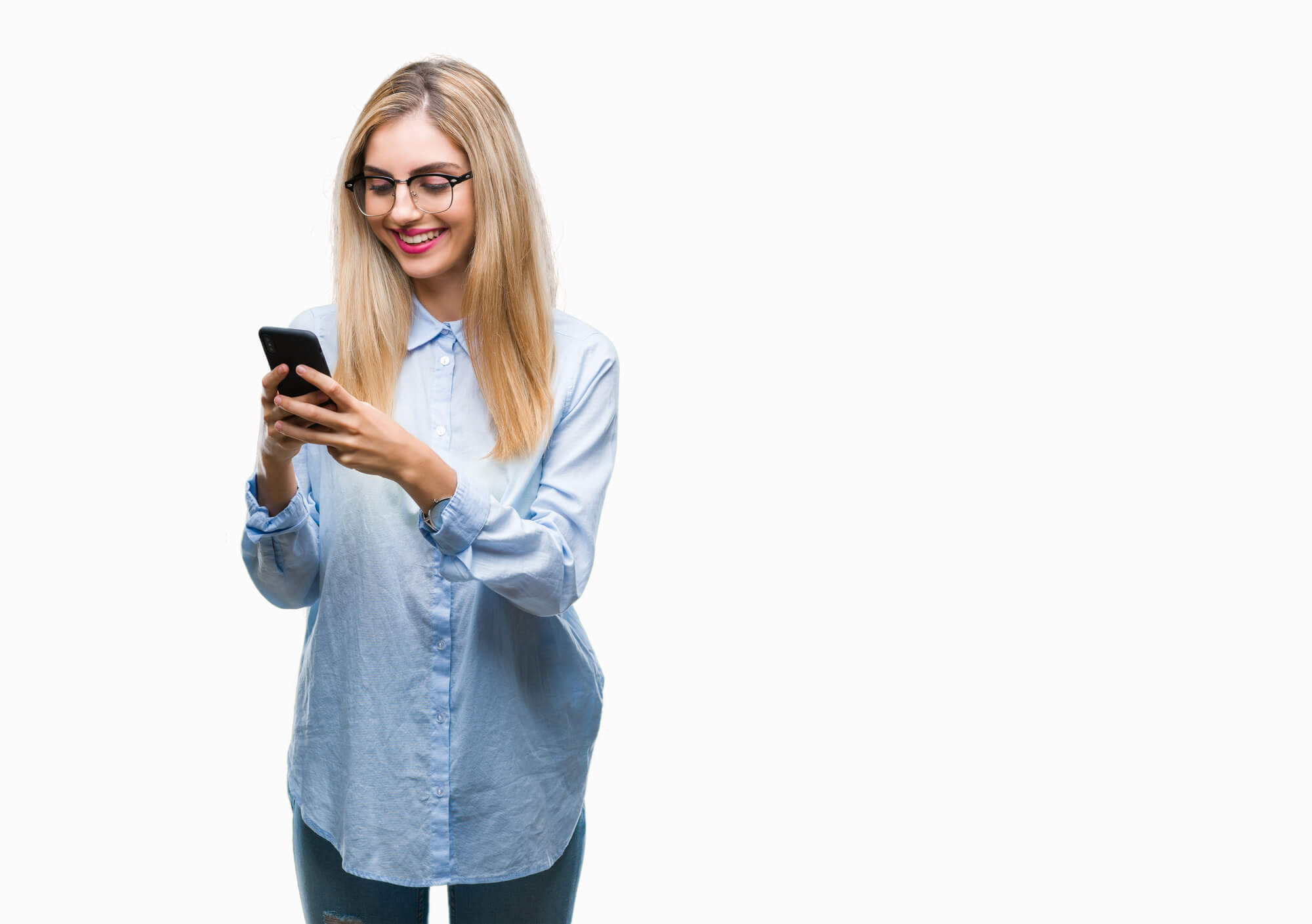 smiling woman using her phone