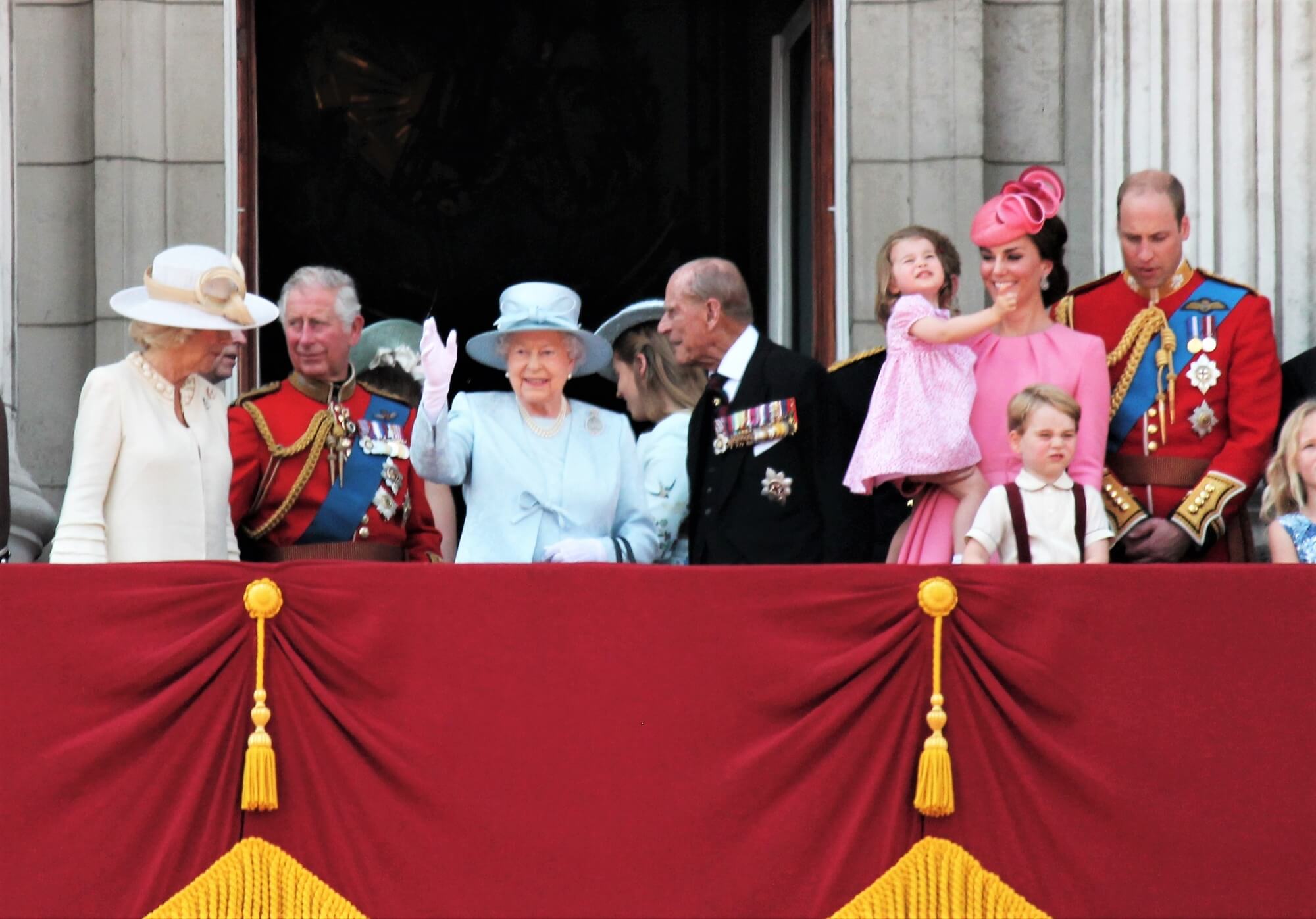 The British Royal Family in the balcony