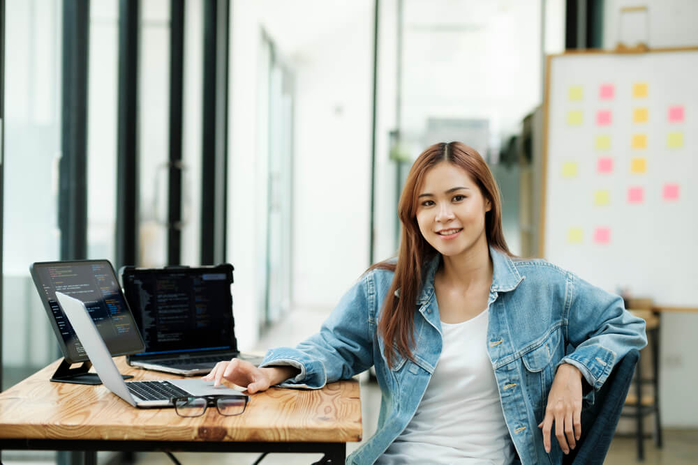 User having a great time using website because it's highly accessible. 