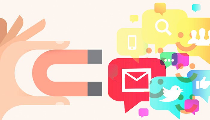 hand using magnet to attract online audience internet marketing
