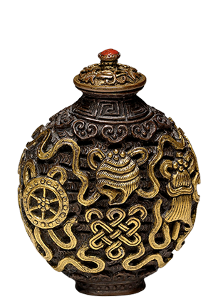 Read more about this and other Metal and Embellished snuff bottles.