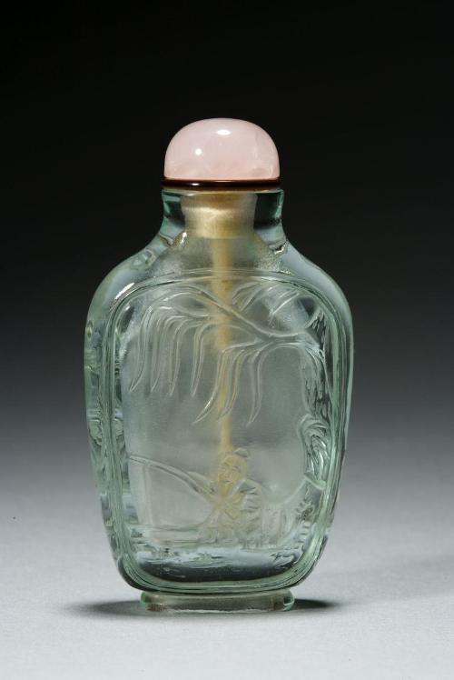Glass imitating aquamarine
