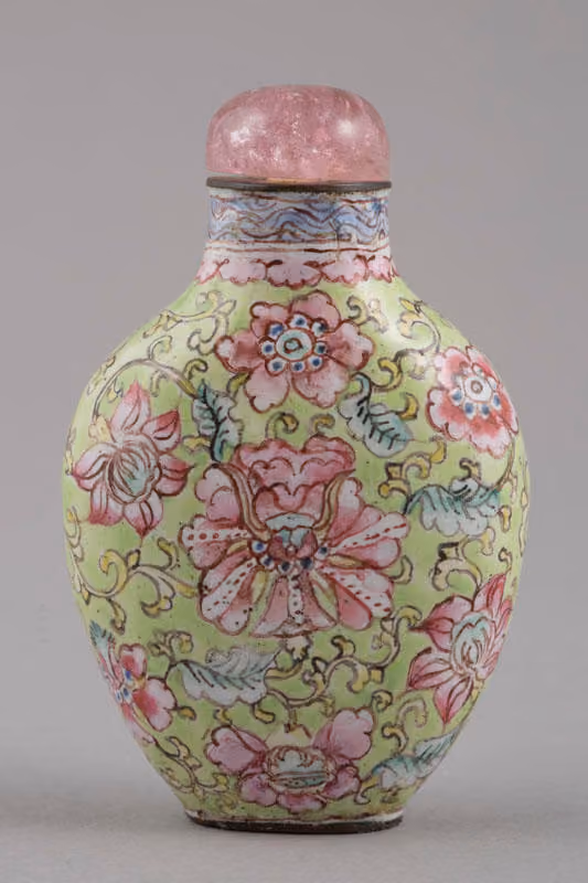 Glazed ceramic with botanical pattern