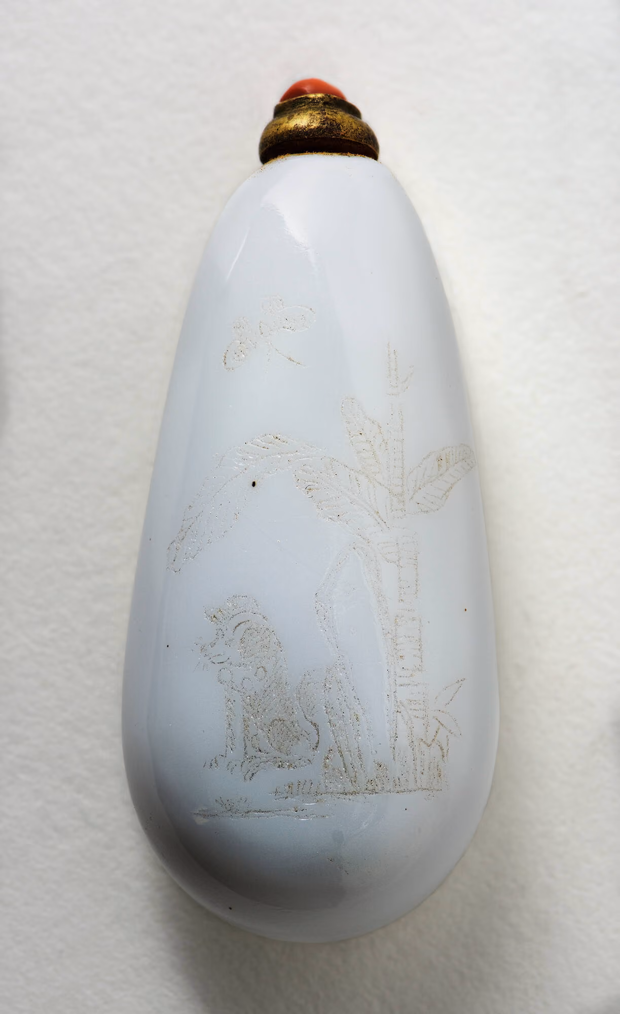 Glass with incised poem in the style of Guyue Xuan