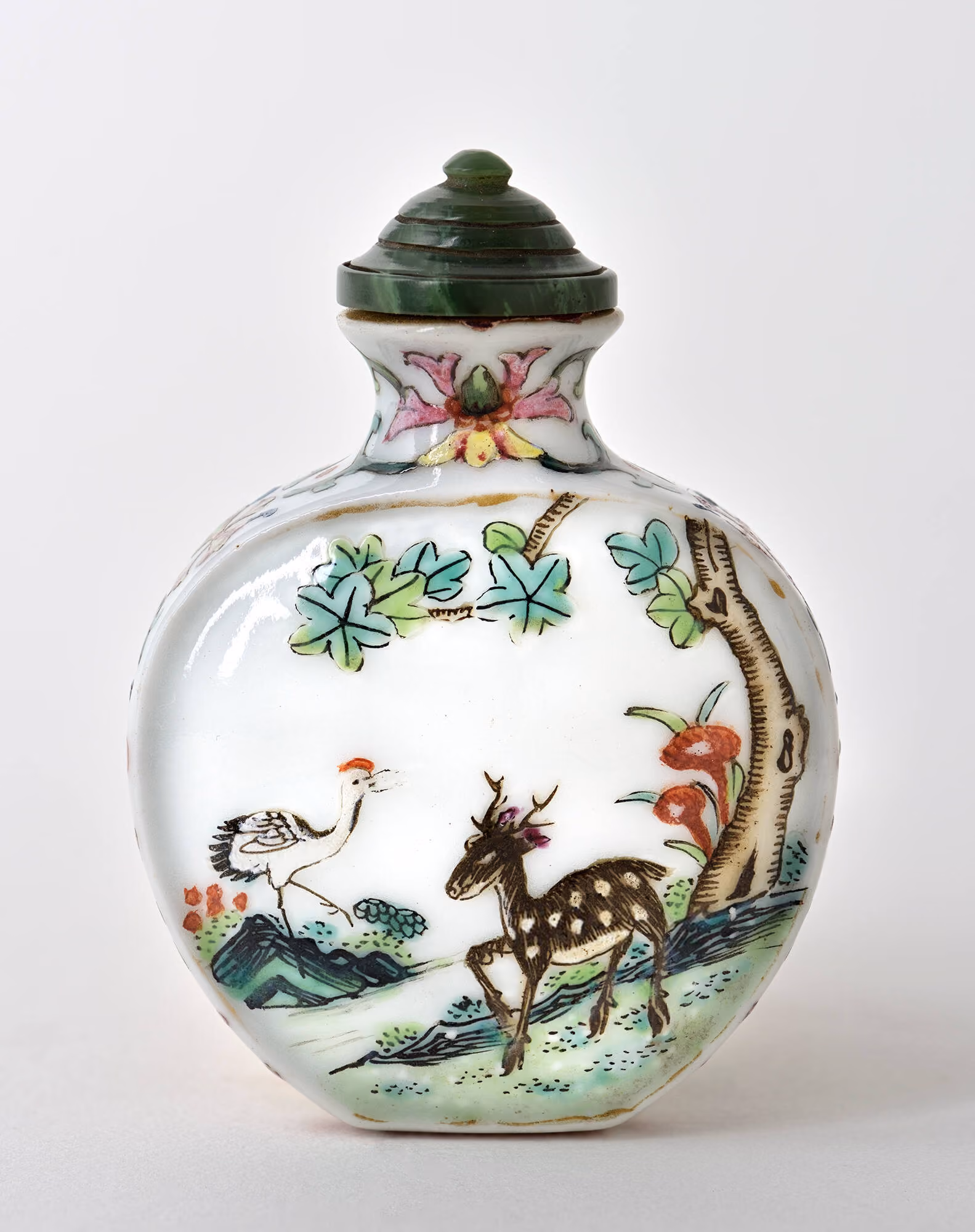 Enameled porcelain with crane and deer