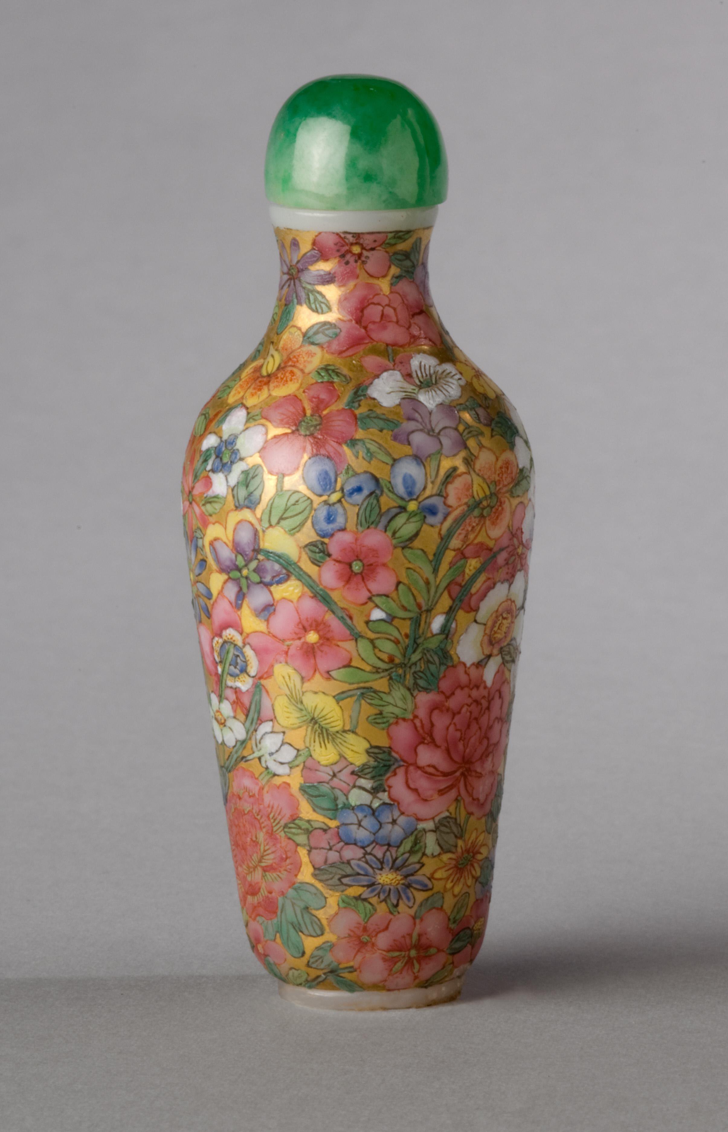 Enamelled glass with millefleurs design