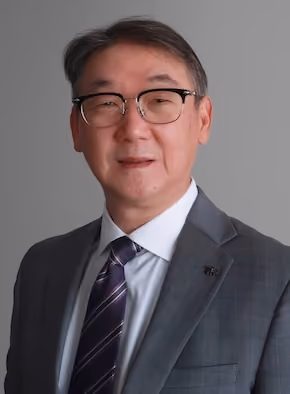 Dennis Lee
