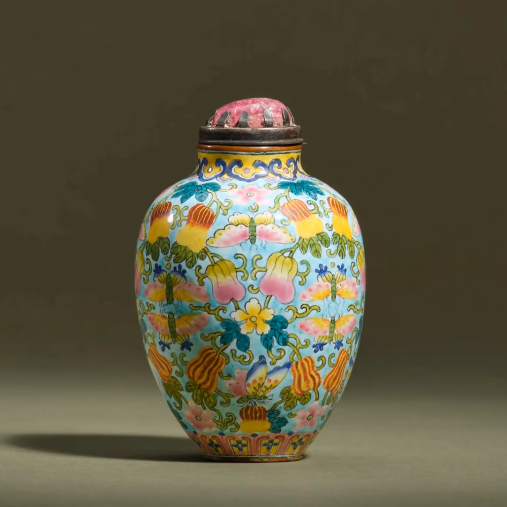 Canton enamel snuff bottle