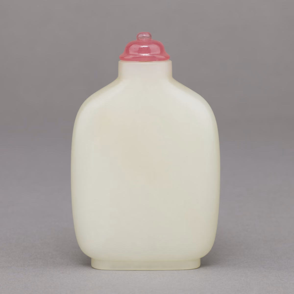 Mutton-fat jade snuff bottle