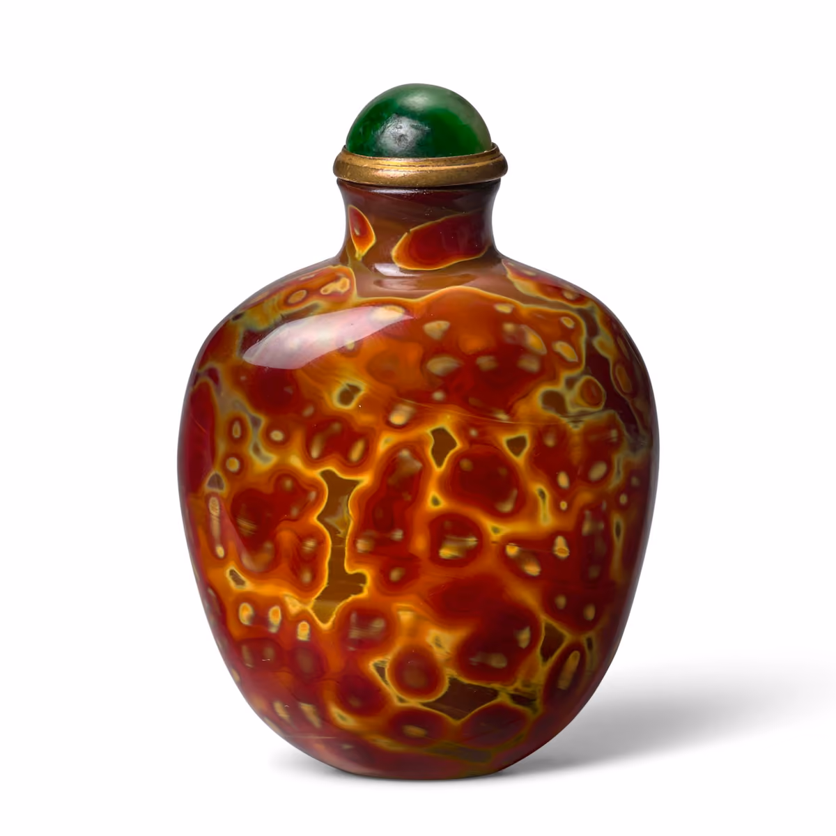 Glass imitating realgar snuff bottle