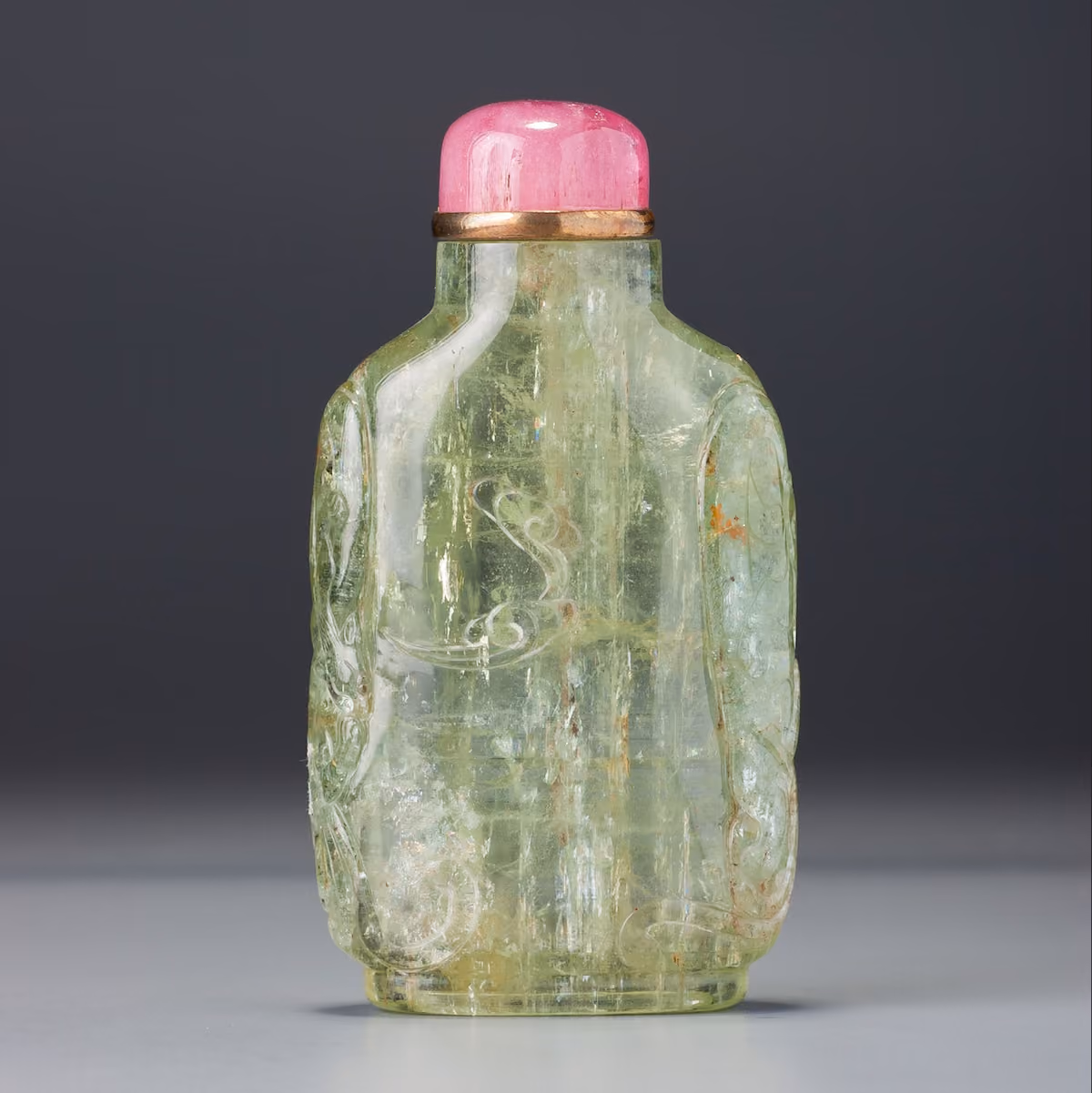 Bery snuff bottle