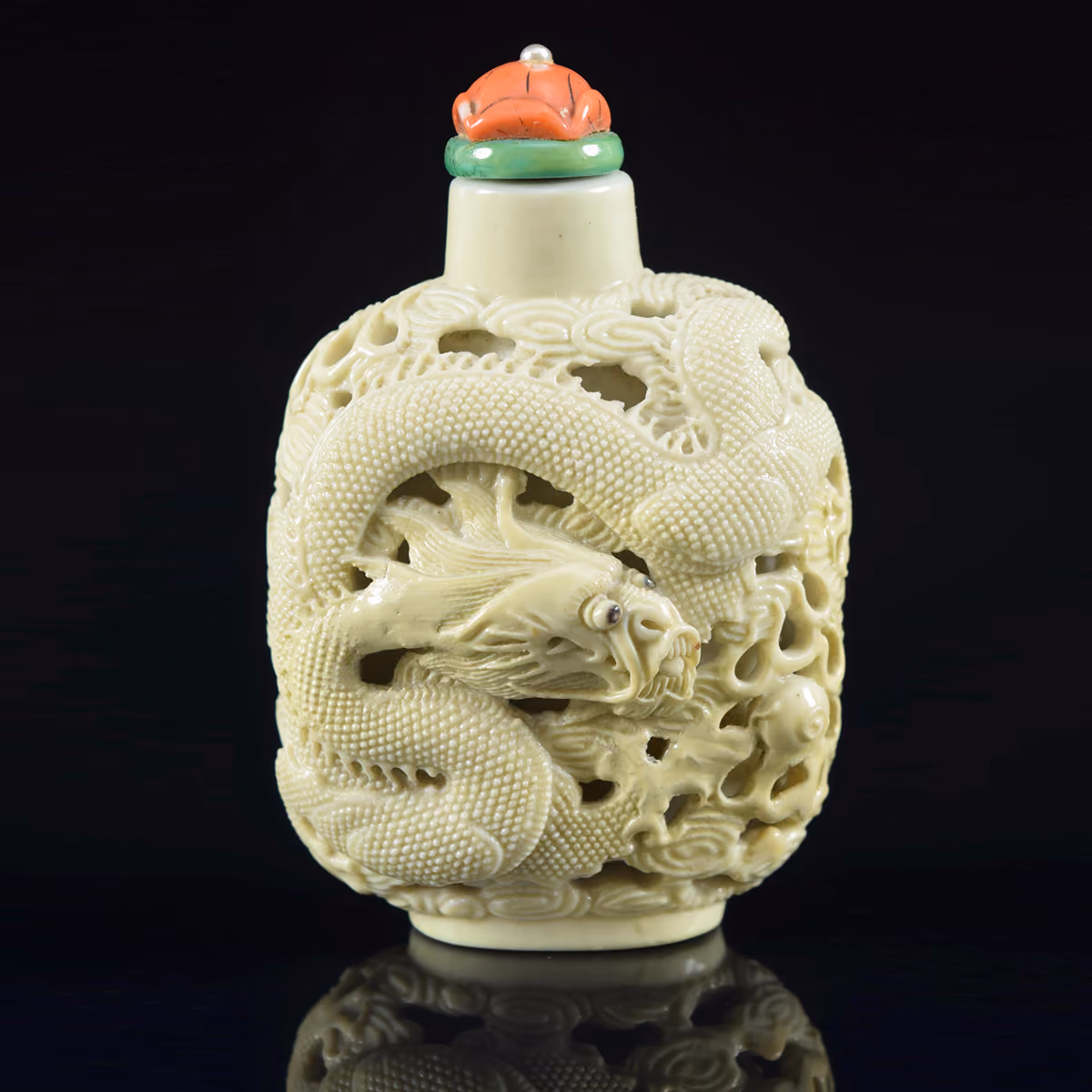 Reticulated softpaste porcelain snuff bottle