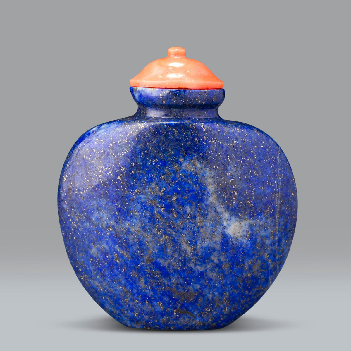 Lapis lazuli snuff bottle