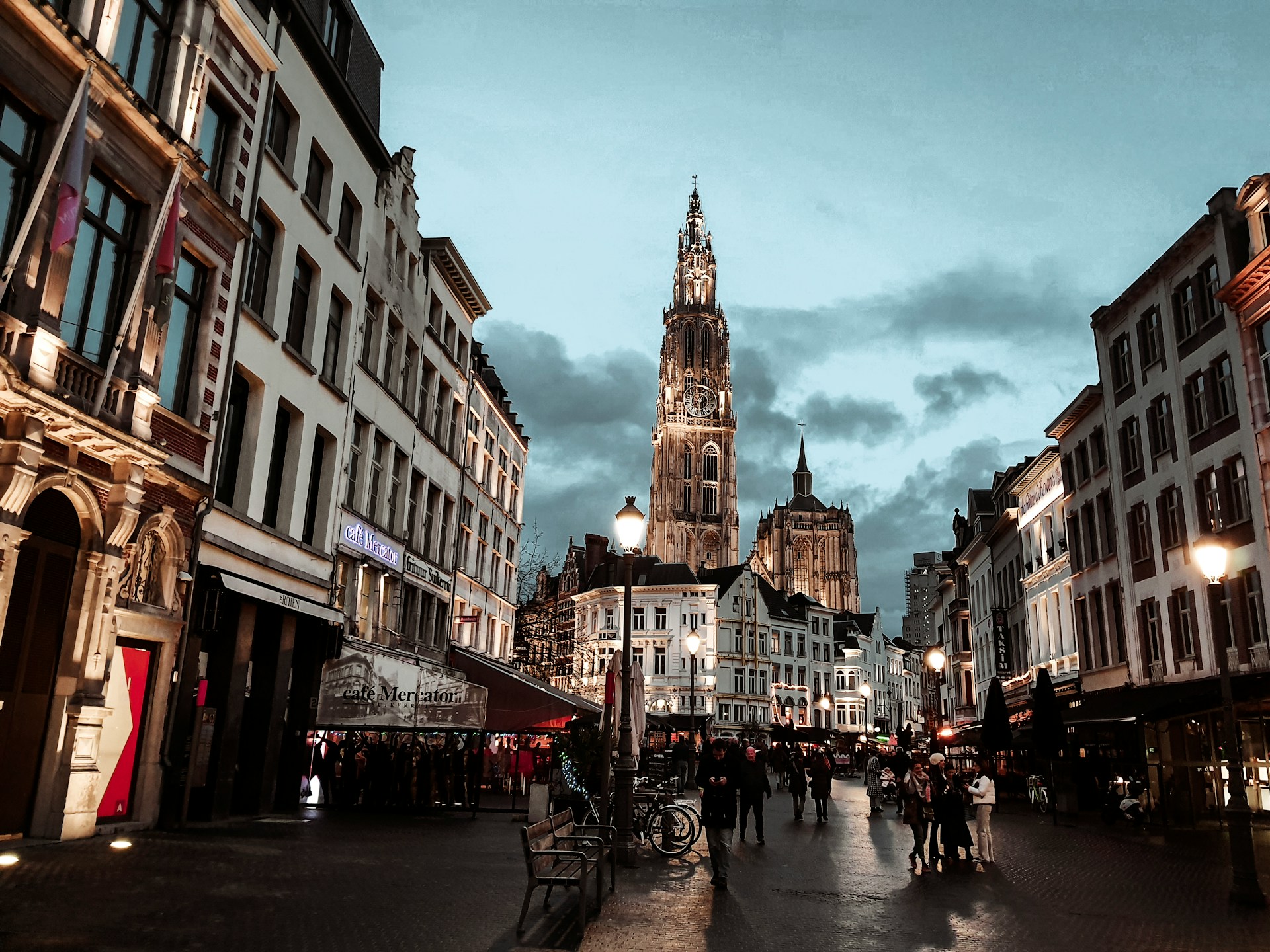 Winter in Antwerp 2025-2026: Christmas market, ice rink and lights