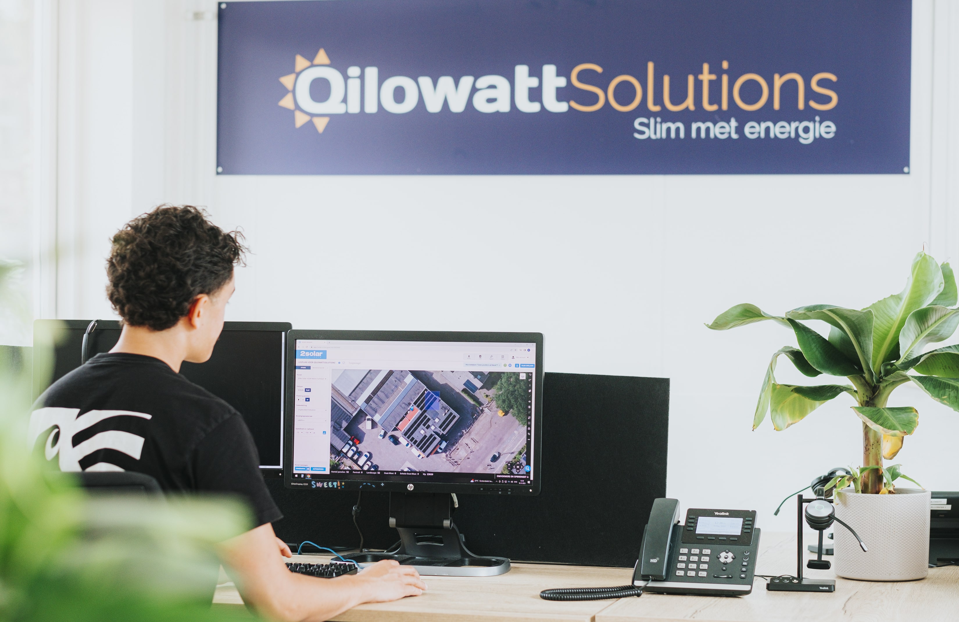 Qilowatt medewerker in actie
