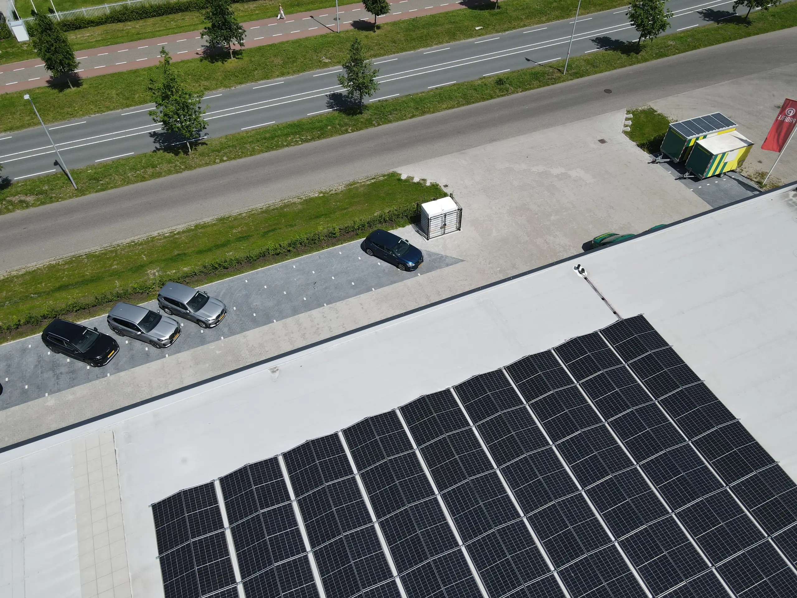 Zakelijk zonnepanelen project