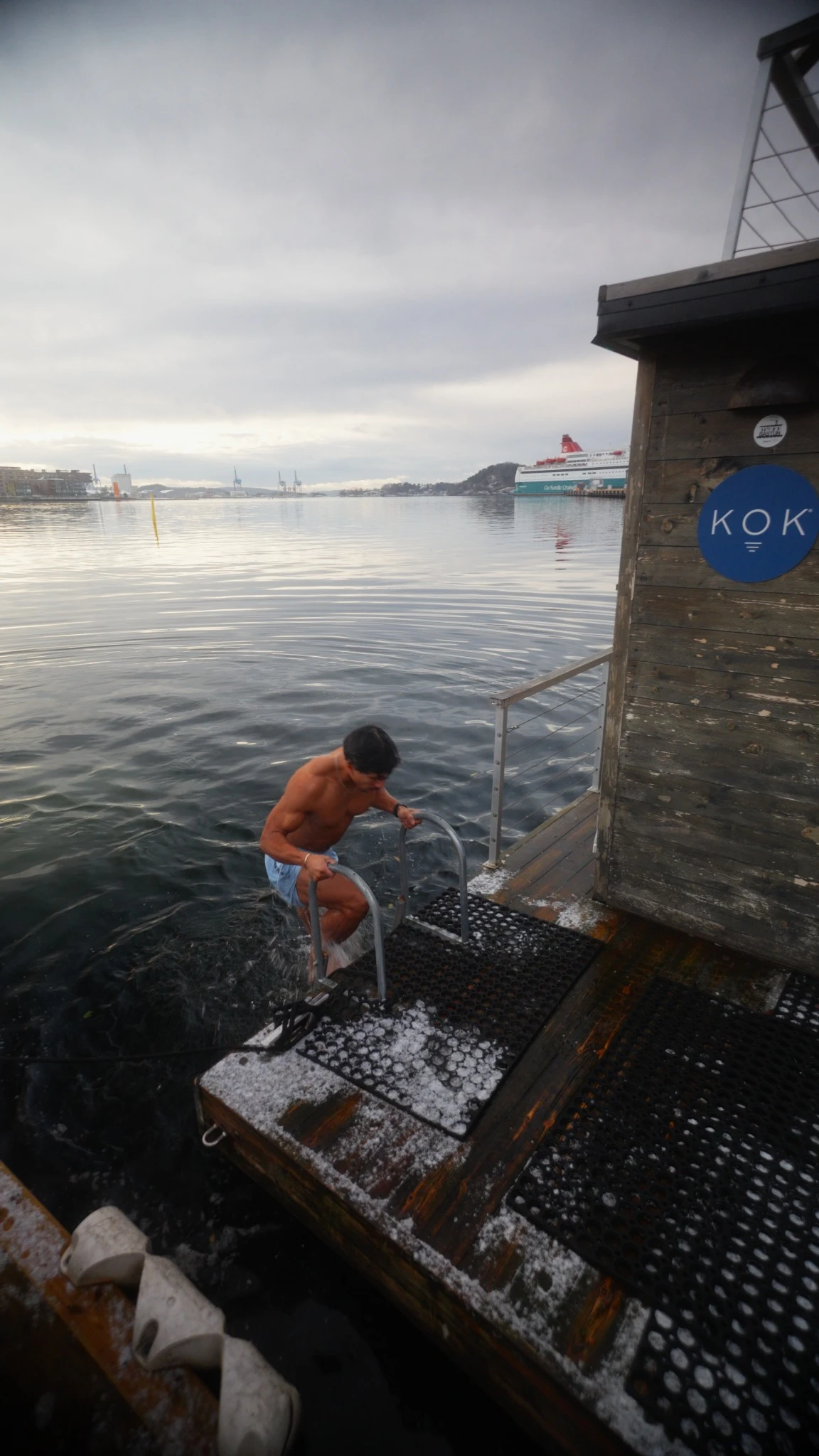 Kjenn at du lever i desember – Isbading og sauna på KOK